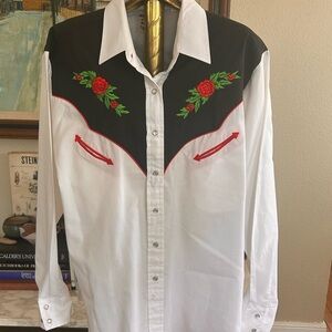 Ely Country Charmers Pearl Snap Black Yoke and Red Rose Embroidery